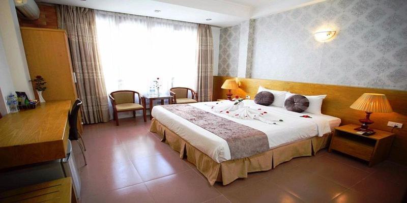 Mayhouse Travel Hanoi Room photo